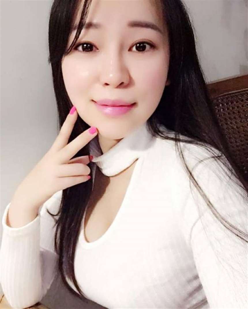 挺进人妻丝袜旗袍(欲死欲仙美腿玉足贞洁美妇)